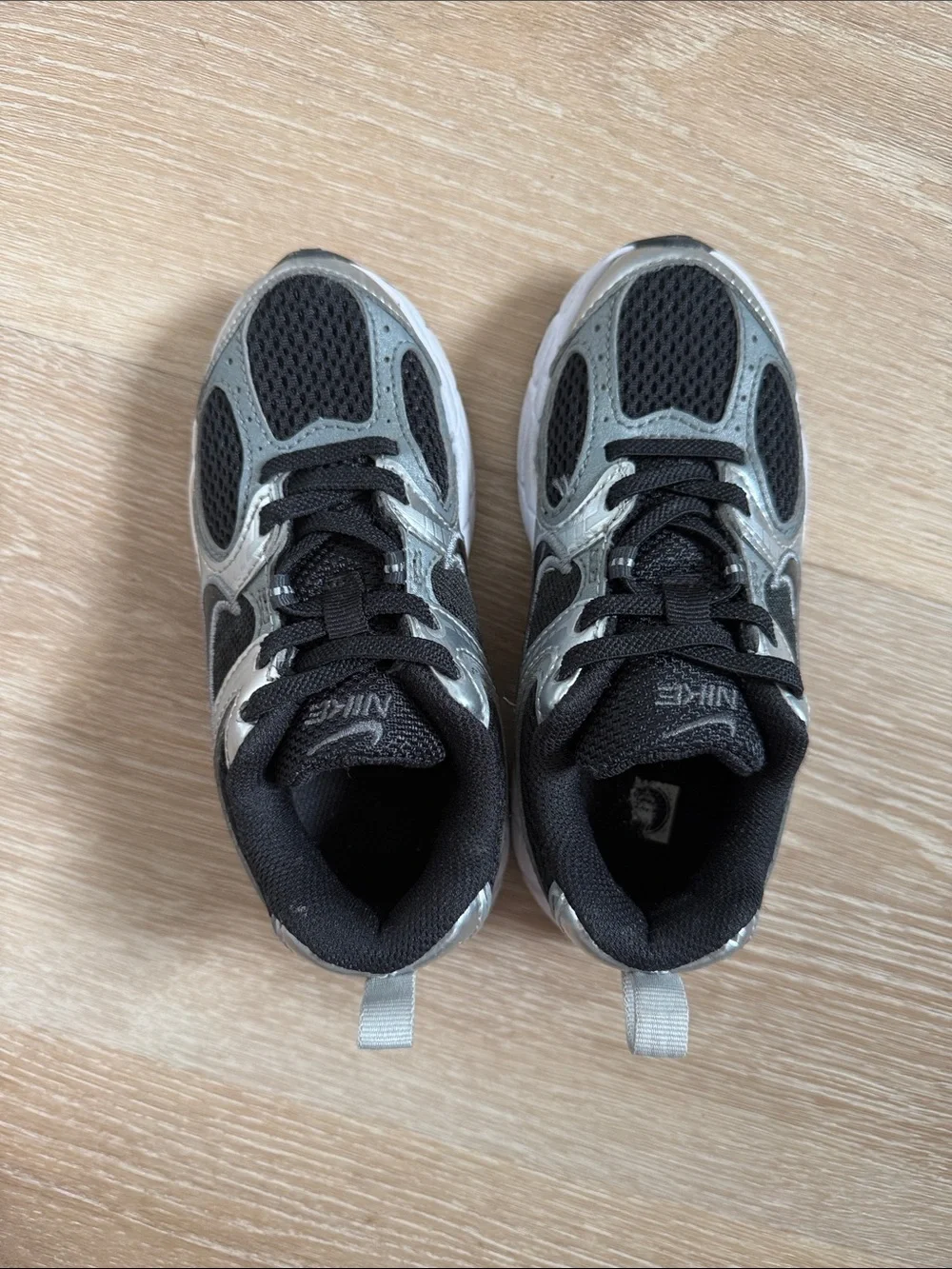 Nike Kids Silver, Black and White Running Sneakers